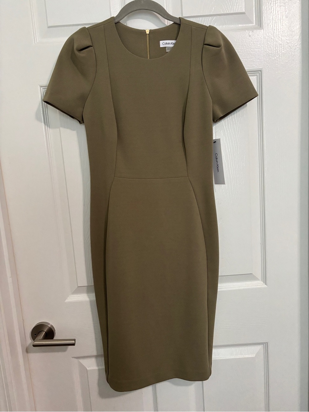 NWT Size 4 Calvin Klein Olive Green Short Sleeve Sheath Dress